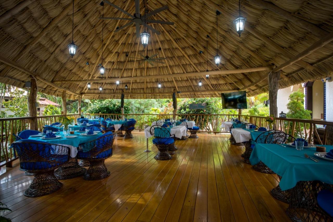 Mariposa Belize Beach Resort Placencia Bagian luar foto