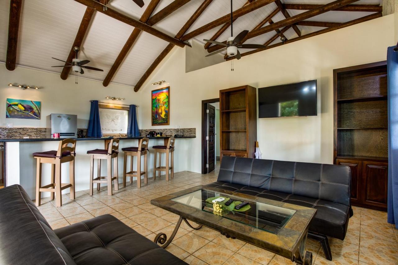 Mariposa Belize Beach Resort Placencia Bagian luar foto