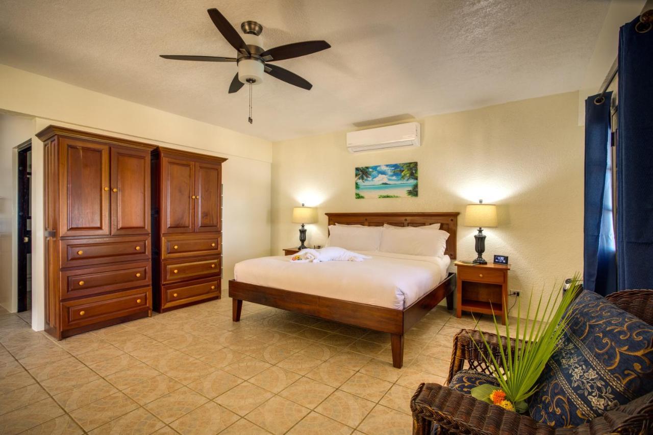 Mariposa Belize Beach Resort Placencia Bagian luar foto