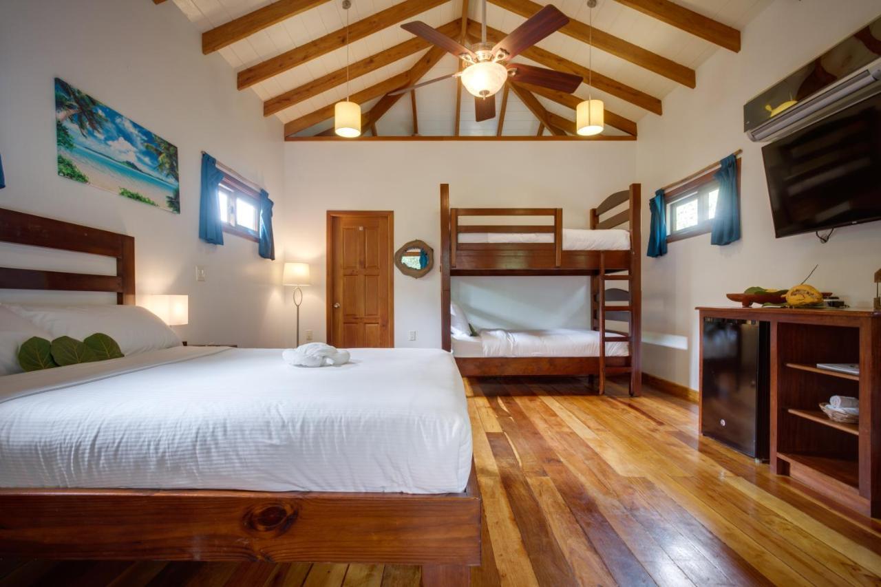 Mariposa Belize Beach Resort Placencia Bagian luar foto