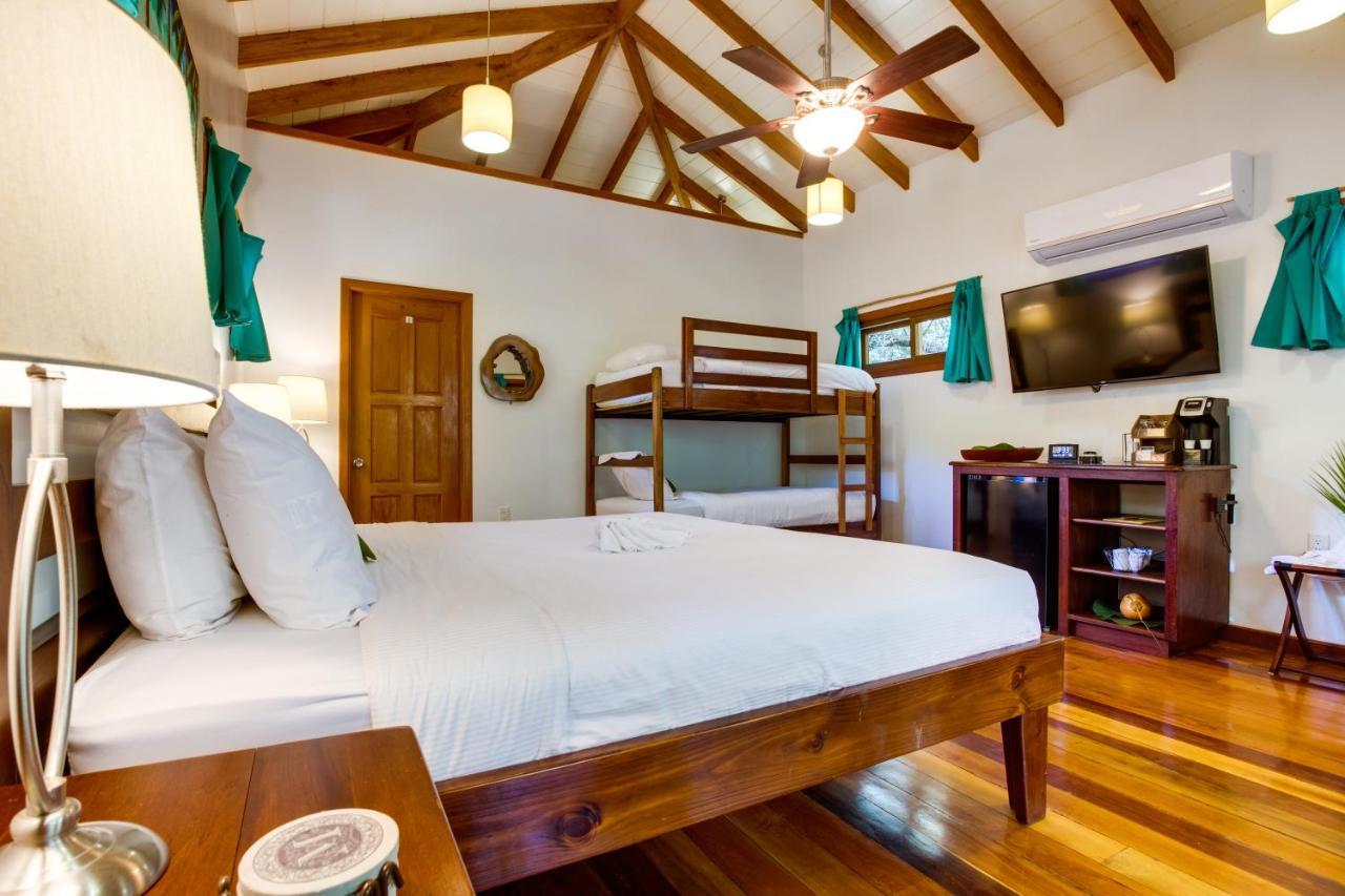 Mariposa Belize Beach Resort Placencia Bagian luar foto