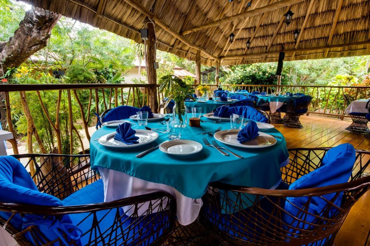 Mariposa Belize Beach Resort Placencia Bagian luar foto