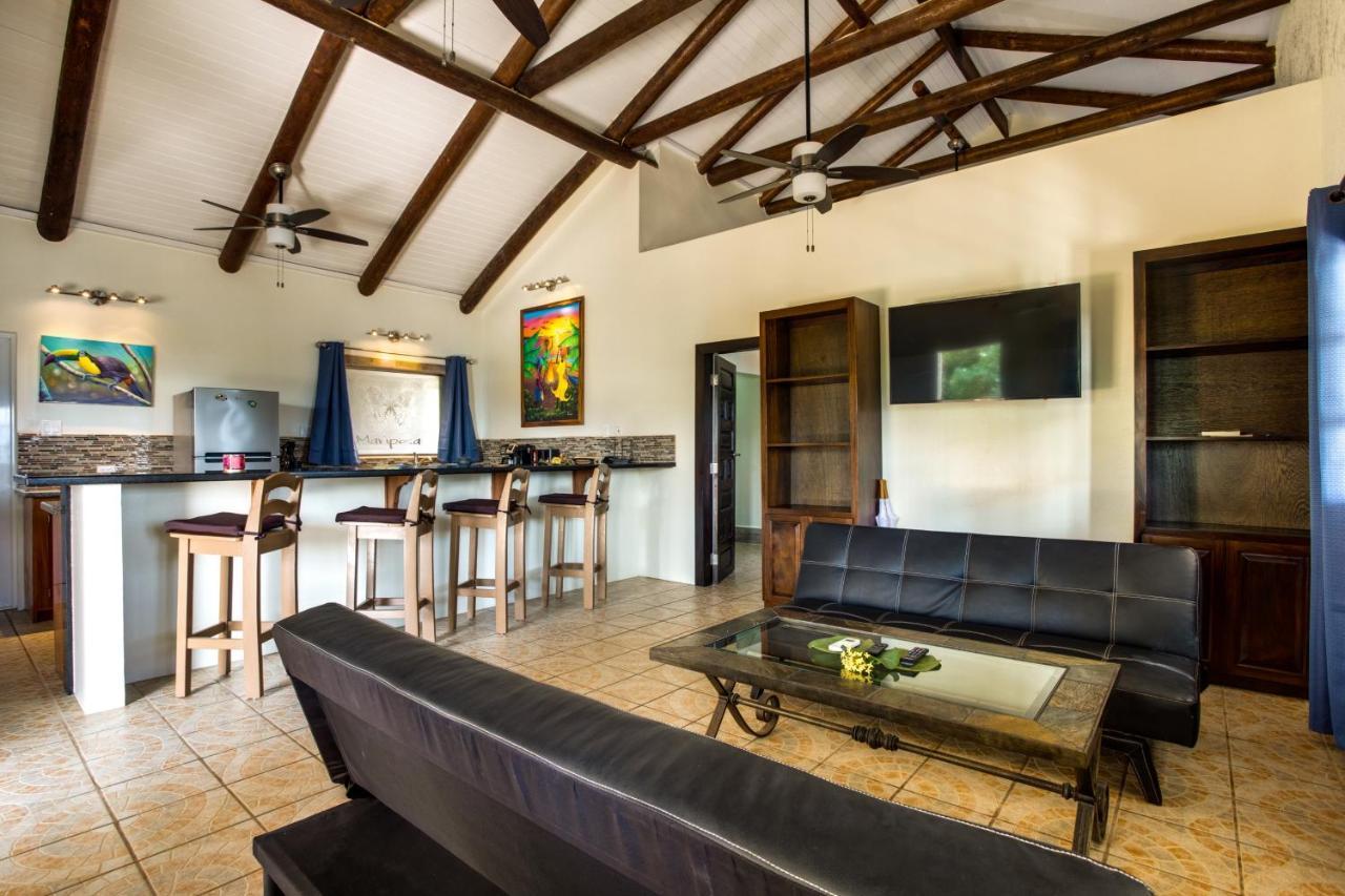 Mariposa Belize Beach Resort Placencia Bagian luar foto