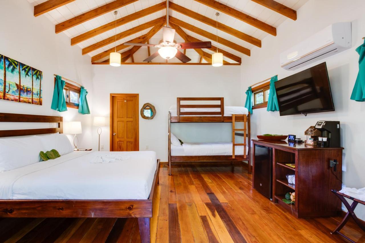 Mariposa Belize Beach Resort Placencia Bagian luar foto
