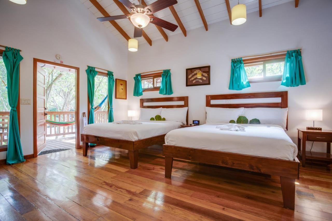 Mariposa Belize Beach Resort Placencia Bagian luar foto